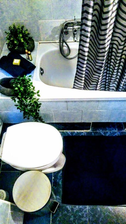 Westend Apartment Будапеща Екстериор снимка