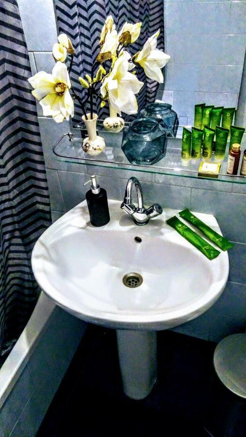 Westend Apartment Будапеща Екстериор снимка